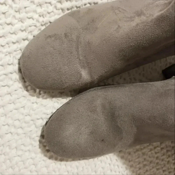 Liz Claiborne retro over the knee gray suede block heel boots. - Picture 8 of 10